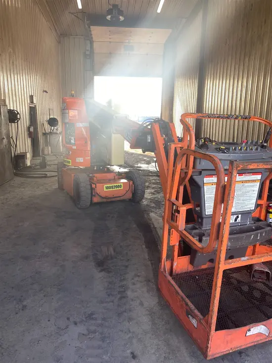 2012 JLG E300AJP Articulating Boom Lift