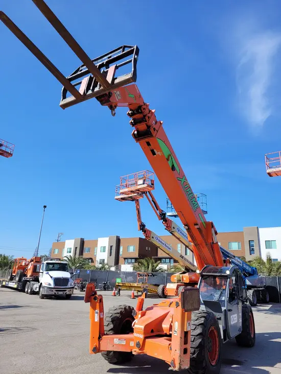 2015 XTREME XR1270 Forklift