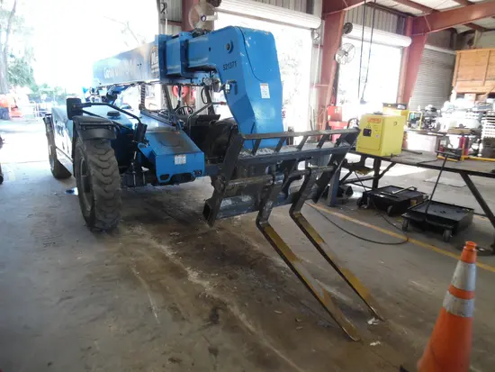 2015 Genie GTH-844 Forklift