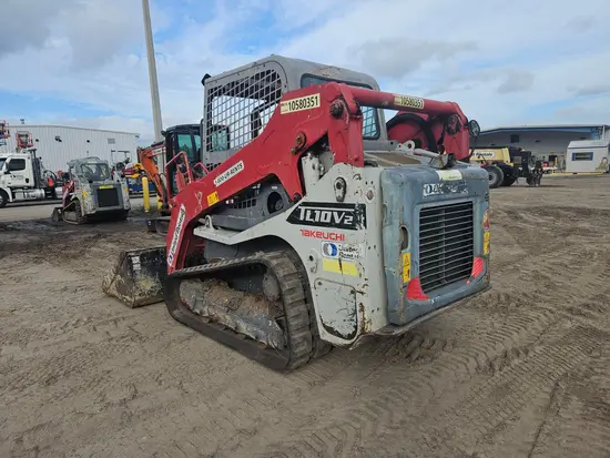 2017 Takeuchi TL10V2-R Track Loader