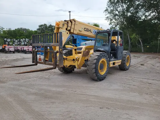 2016 Gehl DL12-55 Forklift