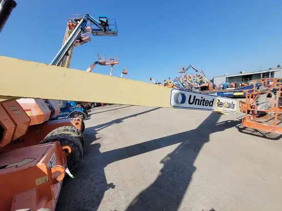 2015 JLG 800S Boom Lift