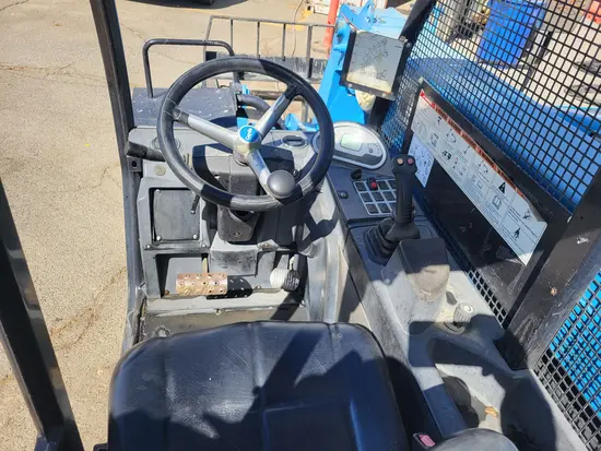 2017 Genie GTH-5519 Forklift