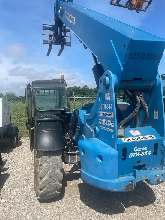 2016 Genie GTH-844 Forklift