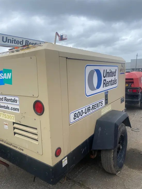 2018 Doosan P425/HP375WCUT4 Air Compressor