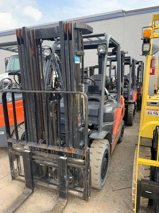 2018 Toyota 8FGU25 Warehouse Forklift
