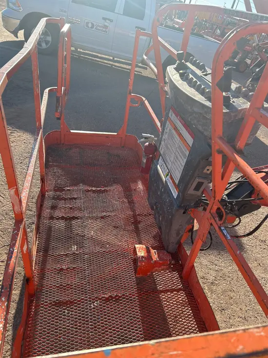 2013 JLG 800S Boom Lift