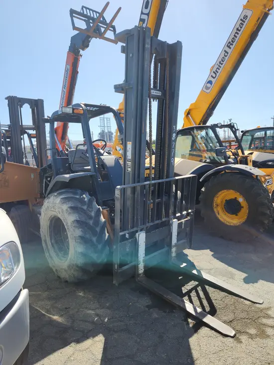 2017 Case 588H Forklift