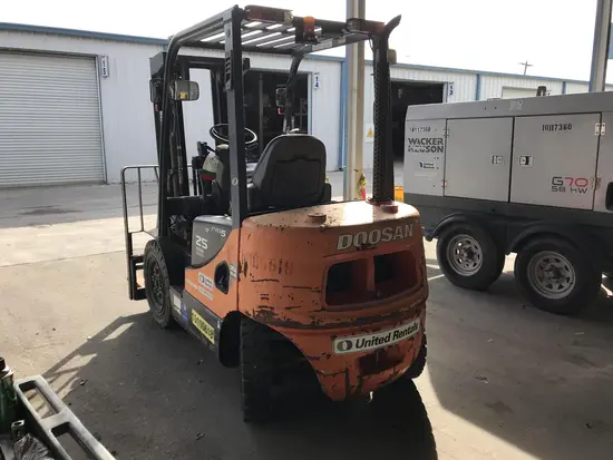 2013 Doosan D25S-5 Forklift
