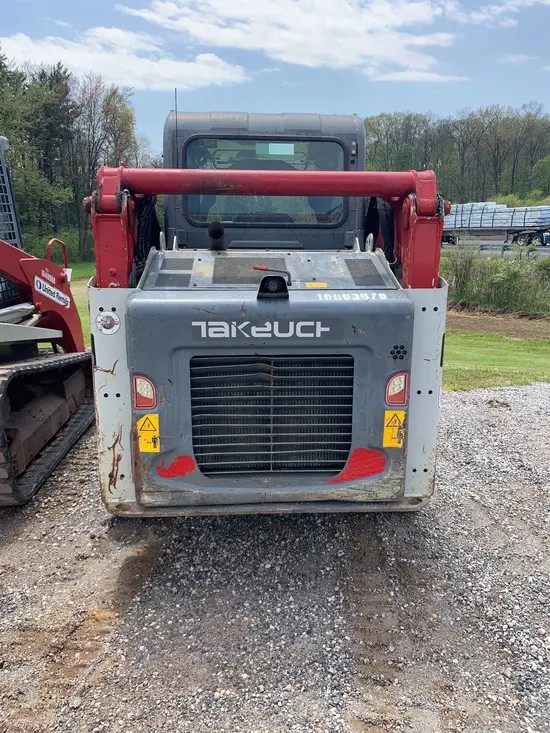 2017 Takeuchi TL10V2-CR Track Loader