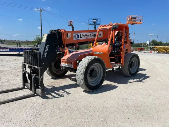 2016 SKYTRAK 6042 Forklift