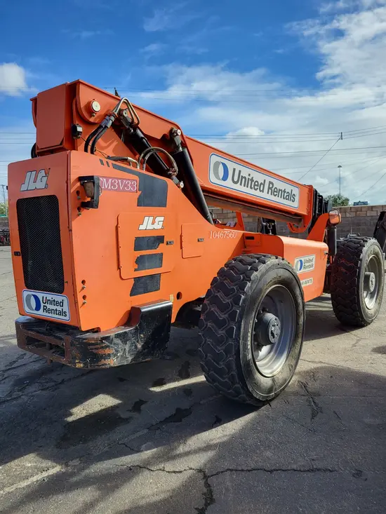 2016 SKYTRAK 10054 Forklift