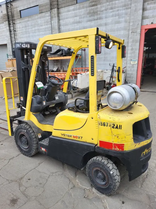 2017 HYSTER H50XT Warehouse Forklift