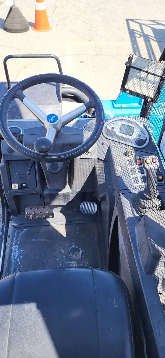 2017 Genie GTH-5519 Forklift