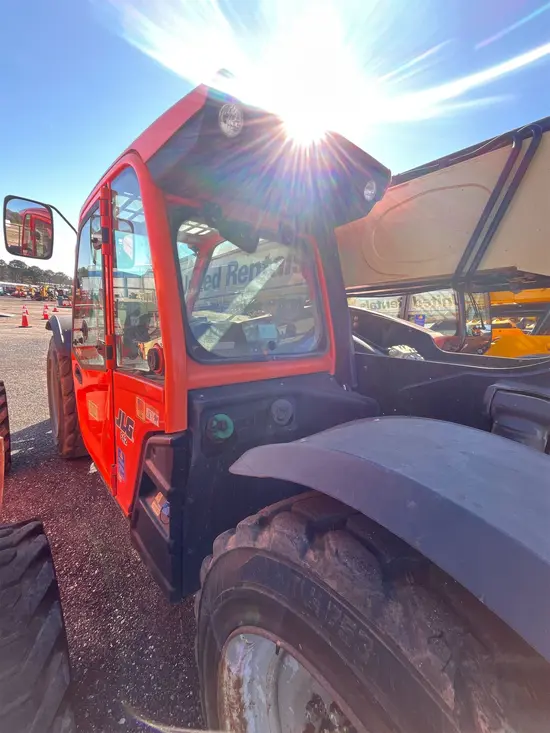 2016 JLG 642 Forklift