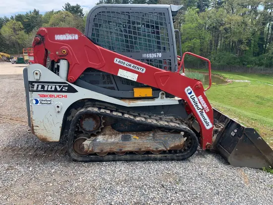 2017 Takeuchi TL10V2-CR Track Loader