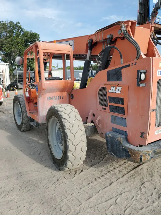 2016 SKYTRAK 6036 Forklift