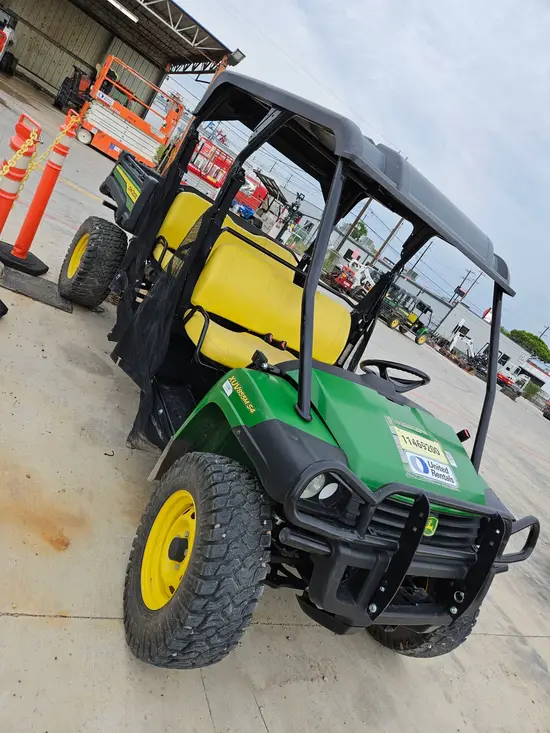 2022 John Deere XUV855M S4 Utility Vehicle