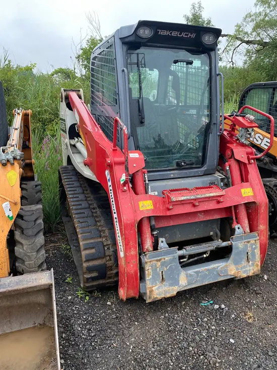 2021 Takeuchi TL12R2-CR Track Loader