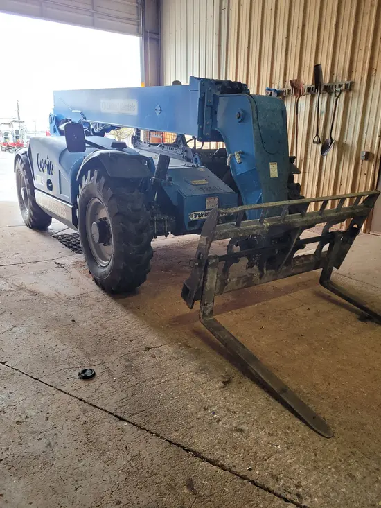 2015 Genie GTH-844 Forklift