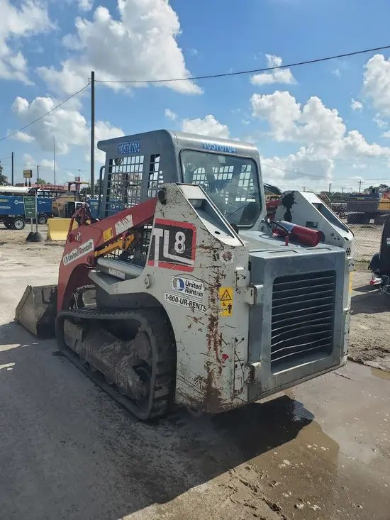 2017 Takeuchi TL8W Track Loader