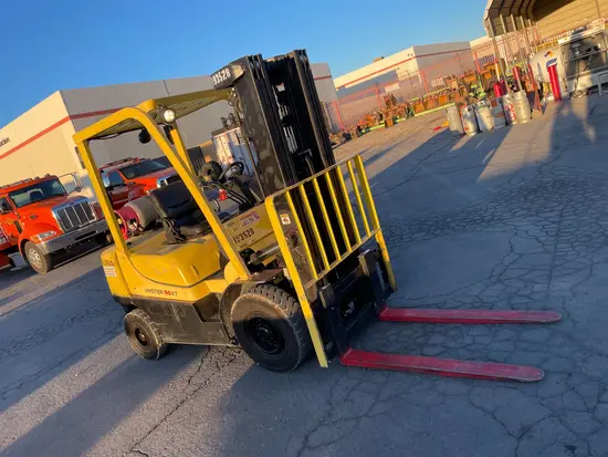 2017 HYSTER H50XT Warehouse Forklift