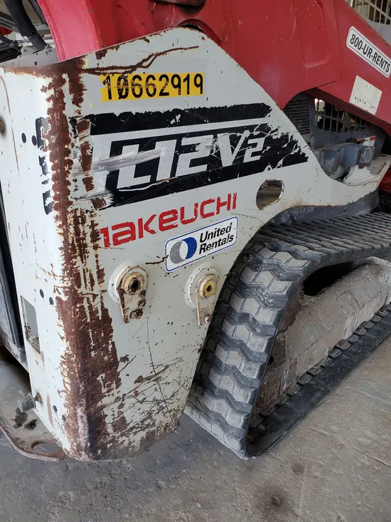 2017 Takeuchi TL12V2-R Track Loader
