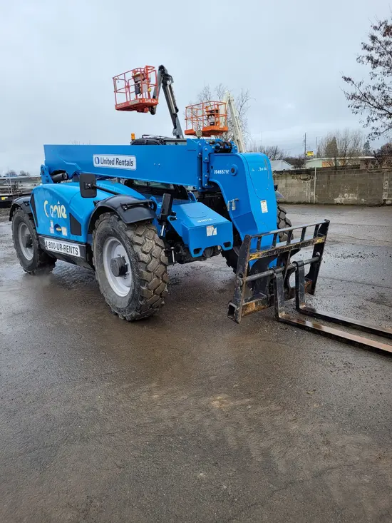 2016 Genie GTH-844 Forklift