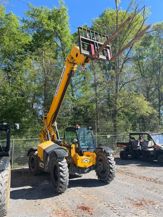 2020 JCB 509-42 Forklift