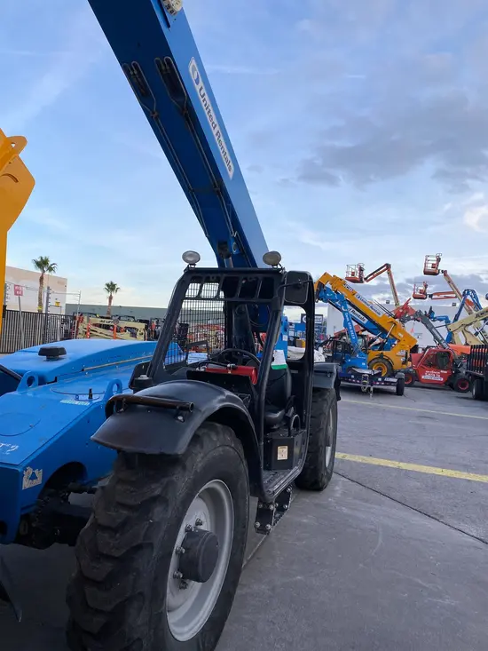 2015 Genie GTH-844 Forklift
