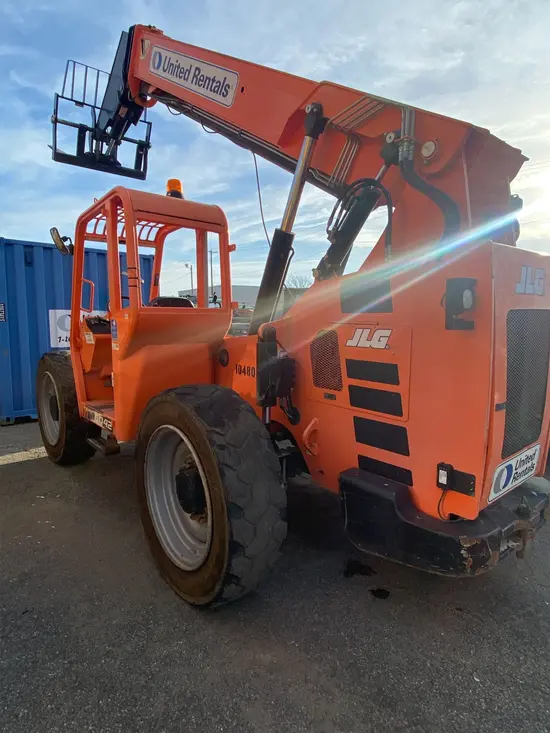 2016 SKYTRAK 6042 Forklift