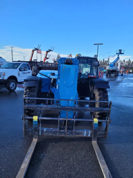 2015 Genie GTH-844 Forklift