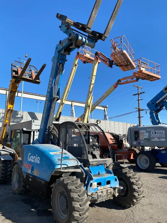 2017 Genie GTH-5519 Forklift