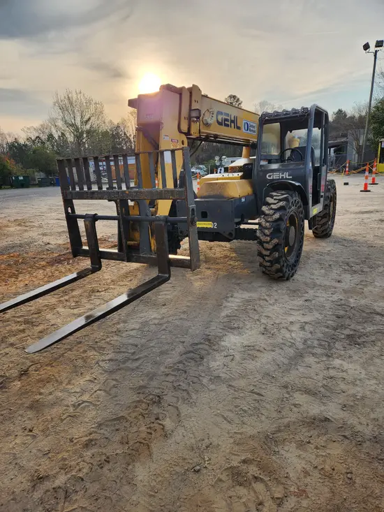 2015 Gehl RS8-42 Forklift