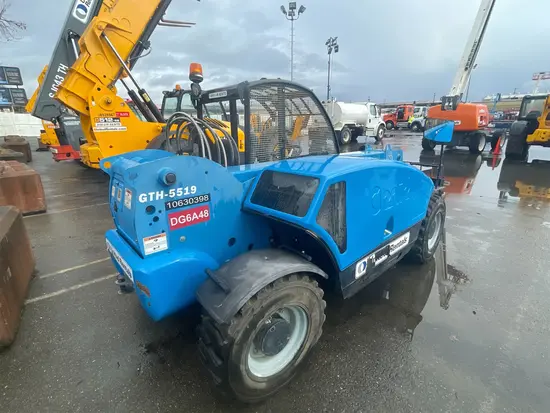2017 Genie GTH-5519 Forklift