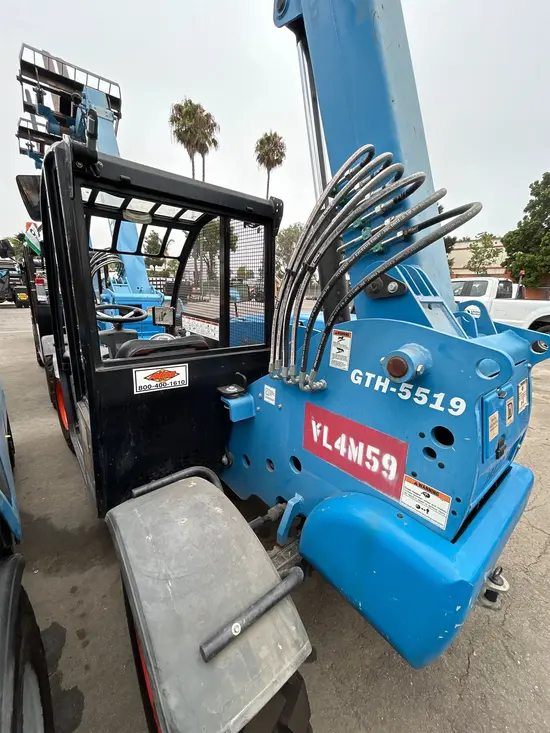 2017 Genie GTH-5519 Forklift