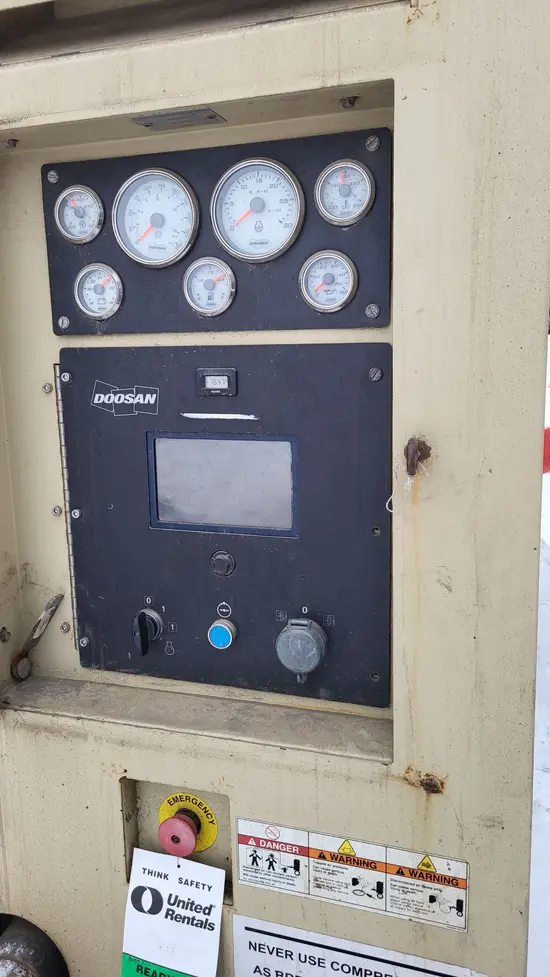 2014 Doosan HP1600WCU-T4I Air Compressor