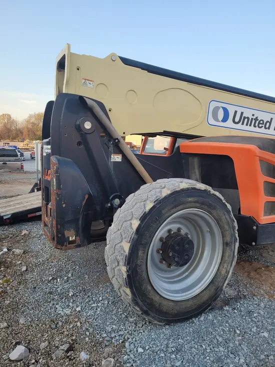 2016 JLG 1055 Forklift