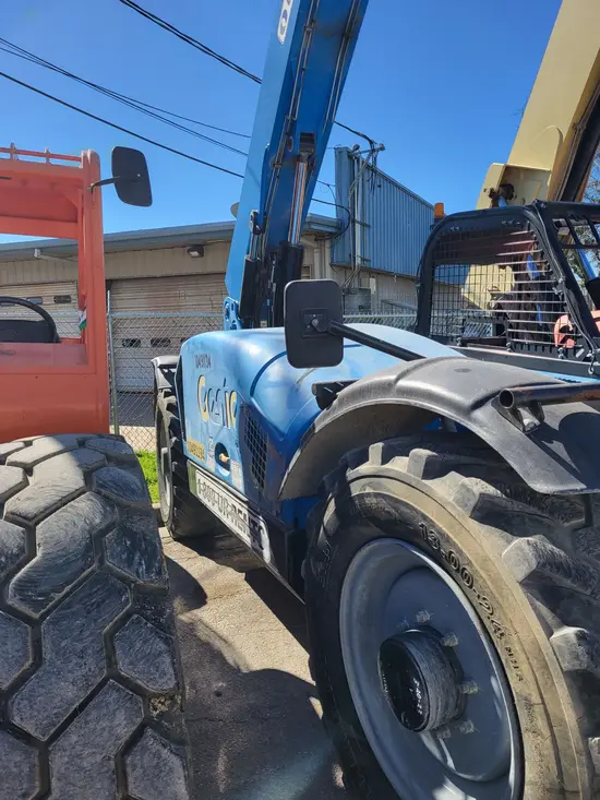 2016 Genie GTH-844 Forklift