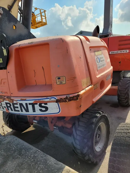 2014 JLG 400S Boom Lift