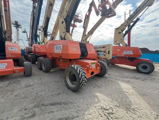 2017 JLG 860SJ Boom Lift