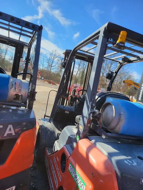2018 Toyota 8FGU25 Warehouse Forklift