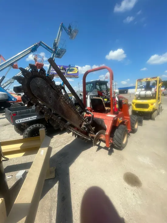 2018 Ditch Witch RT45 Ride-On Trencher