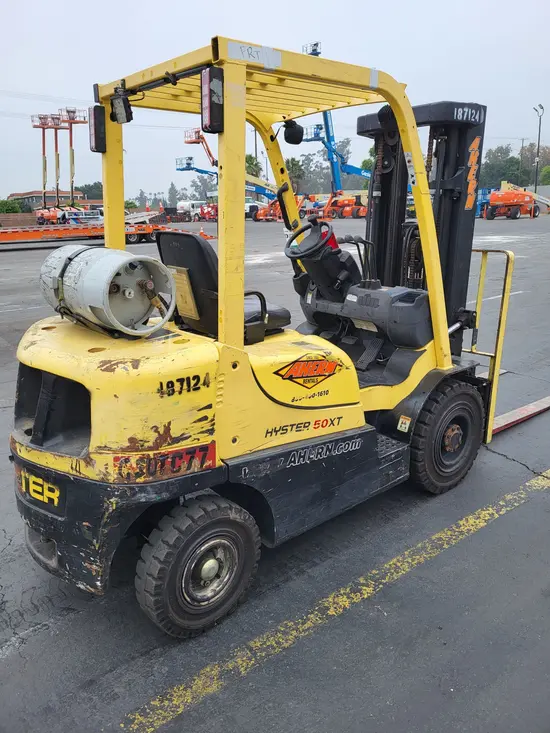 2017 HYSTER H50XT Warehouse Forklift