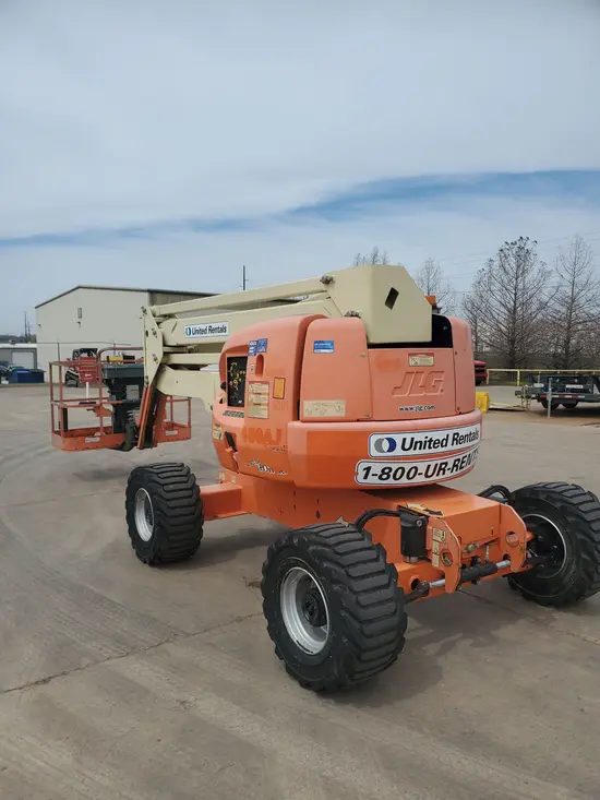 2014 JLG 450AJ Articulating Boom Lift