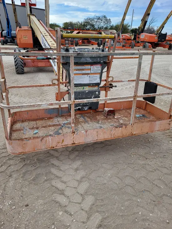 2017 JLG 800S Boom Lift