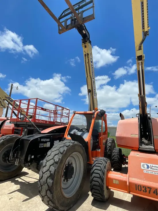 2016 JLG 642 Forklift
