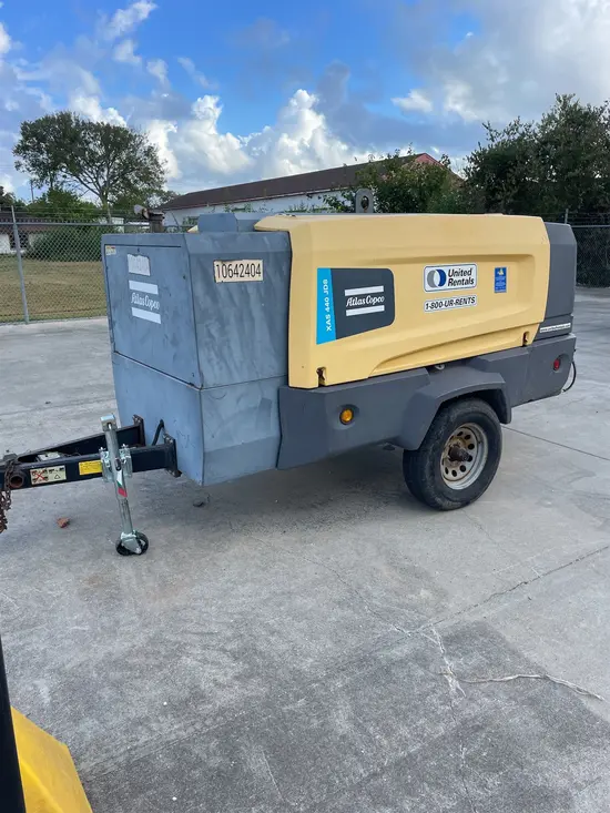 2017 Atlas Copco XAS440JD T4F Air Compressor