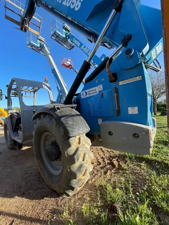 2014 SKYTRAK 8042 Forklift