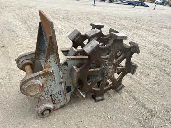 2019 FURUKAWA CW24III Compaction Attachment